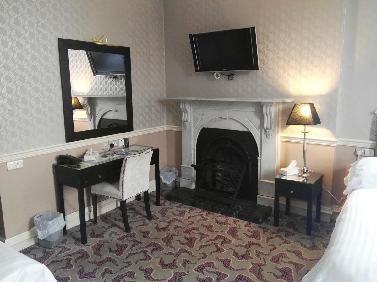 Naas Court Hotel Extérieur photo